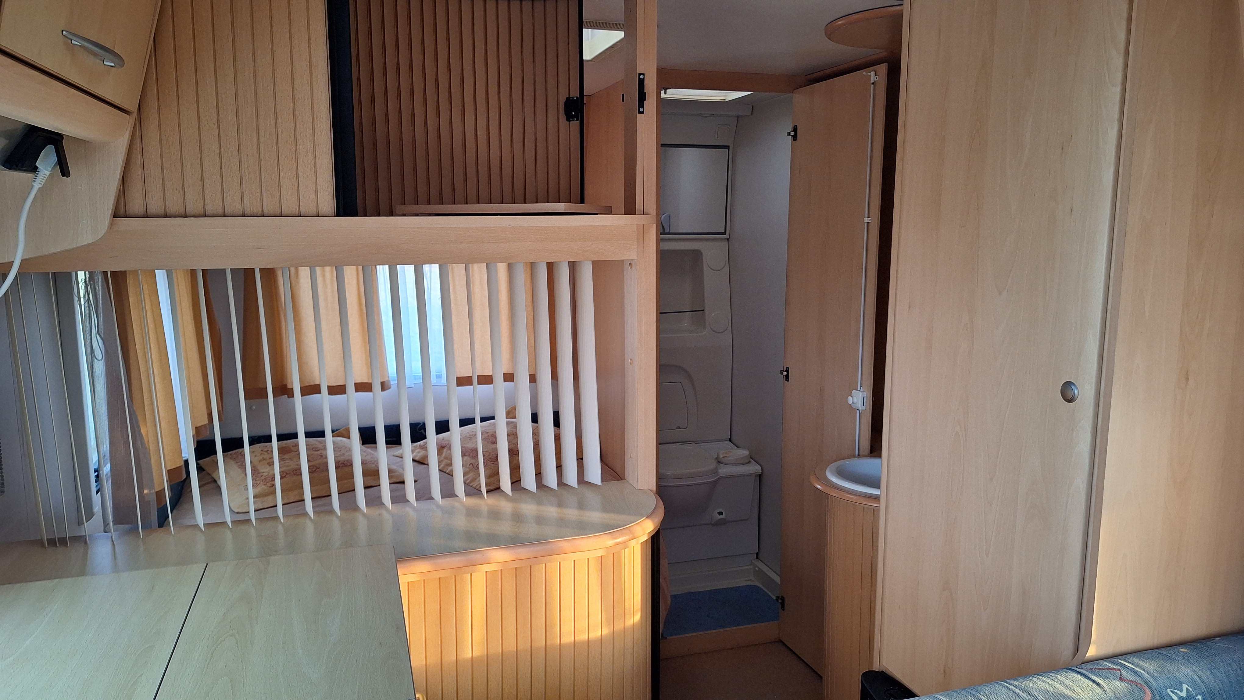 Karavan Chateau 466c